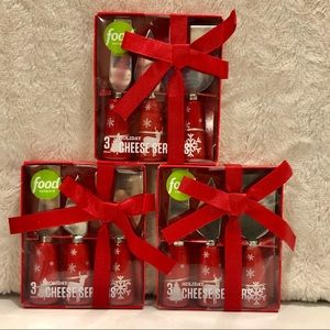 CHRISTMAS CHEESE SPREADERS / RED & WHITE SNOWFLAKE DESIGN